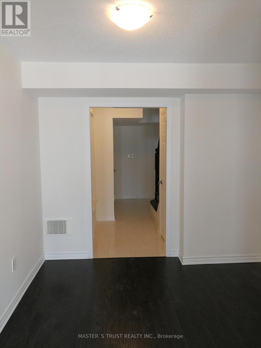 83 Mcalister Avenue, Richmond Hill, Ontario  L4S 0L2 - Photo 2 - N12905926