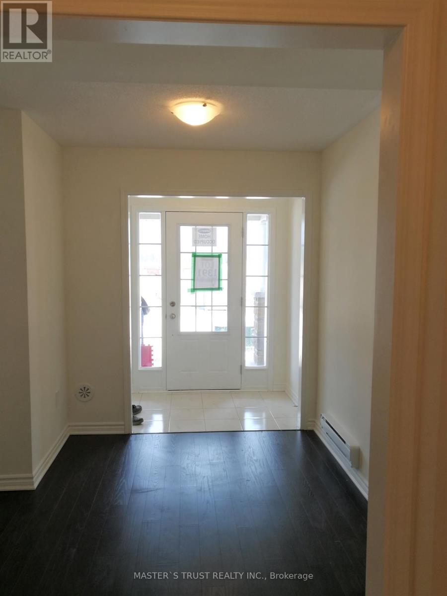 83 Mcalister Avenue, Richmond Hill, Ontario  L4S 0L2 - Photo 3 - N12905926