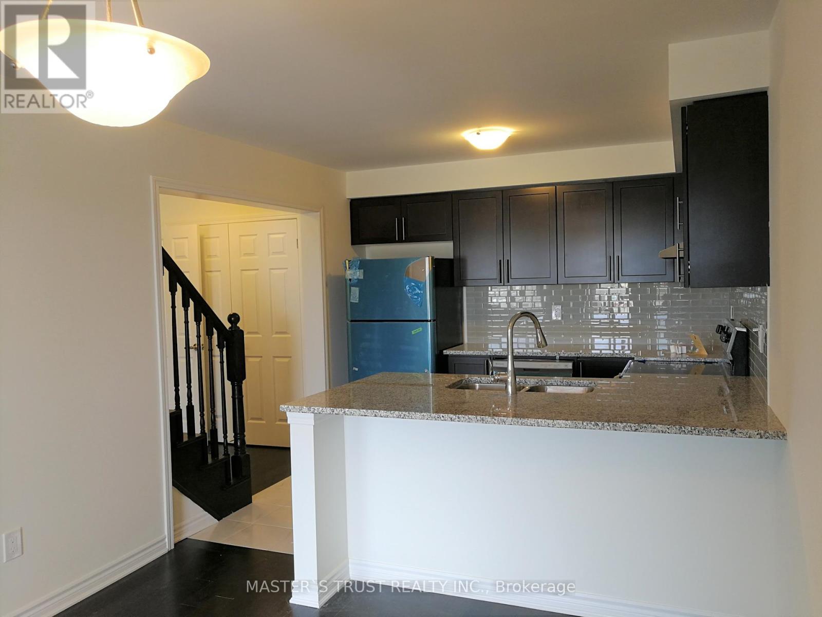 83 Mcalister Avenue, Richmond Hill, Ontario  L4S 0L2 - Photo 8 - N12905926