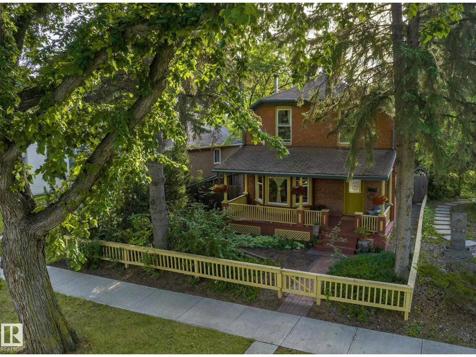 7024 105a St Nw, Edmonton, Alberta  T6H 2R5 - Photo 4 - E4478539