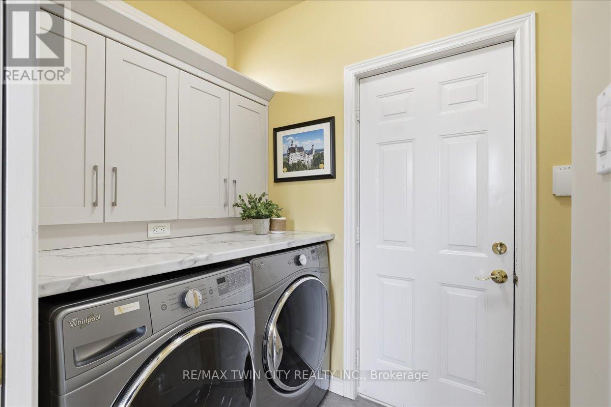 640 Munich Circle, Waterloo, Ontario  N2V 2L6 - Photo 13 - X12905934