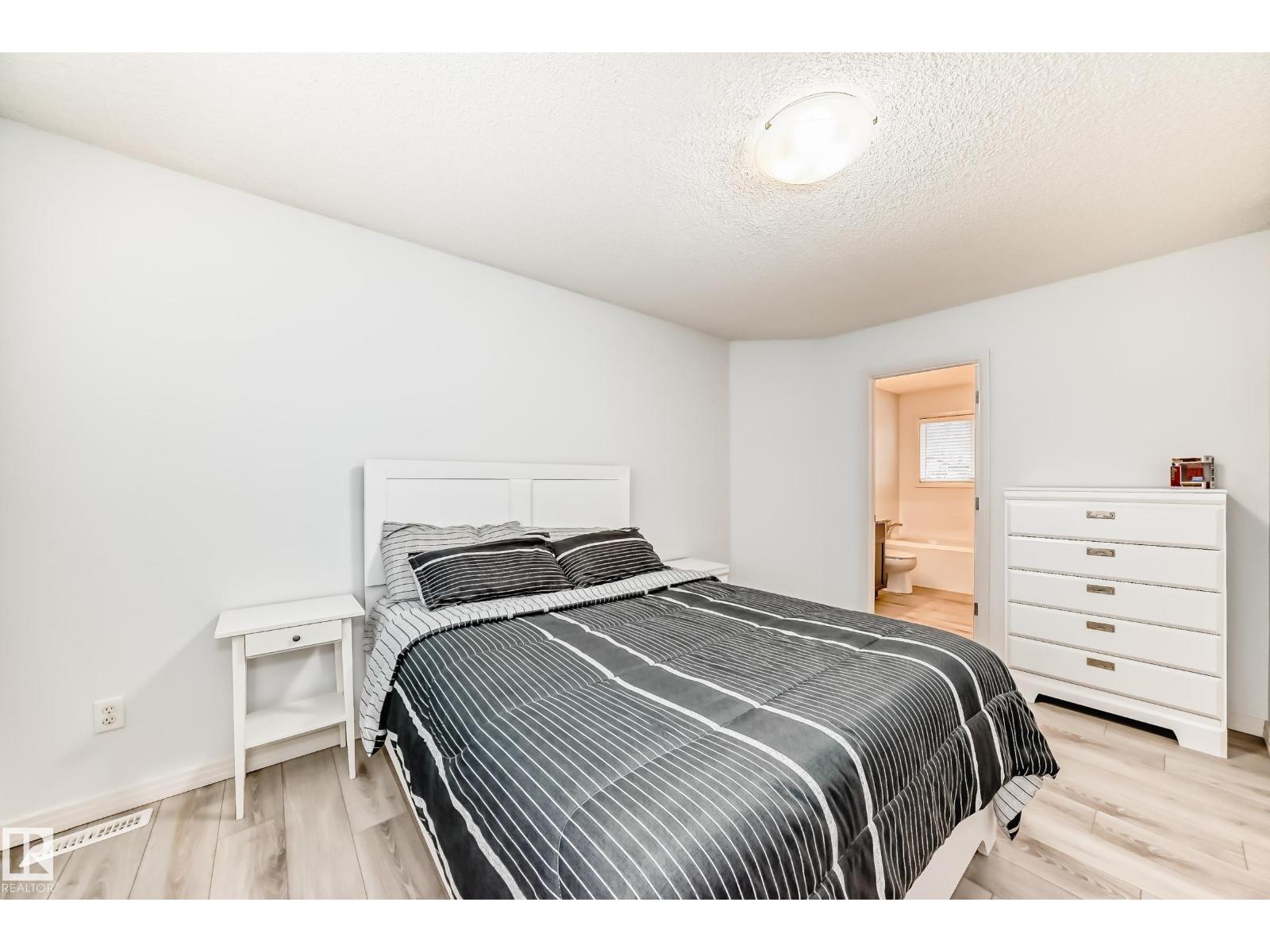 5305 205 St Nw, Edmonton, Alberta  T6M 2Y7 - Photo 18 - E4478541