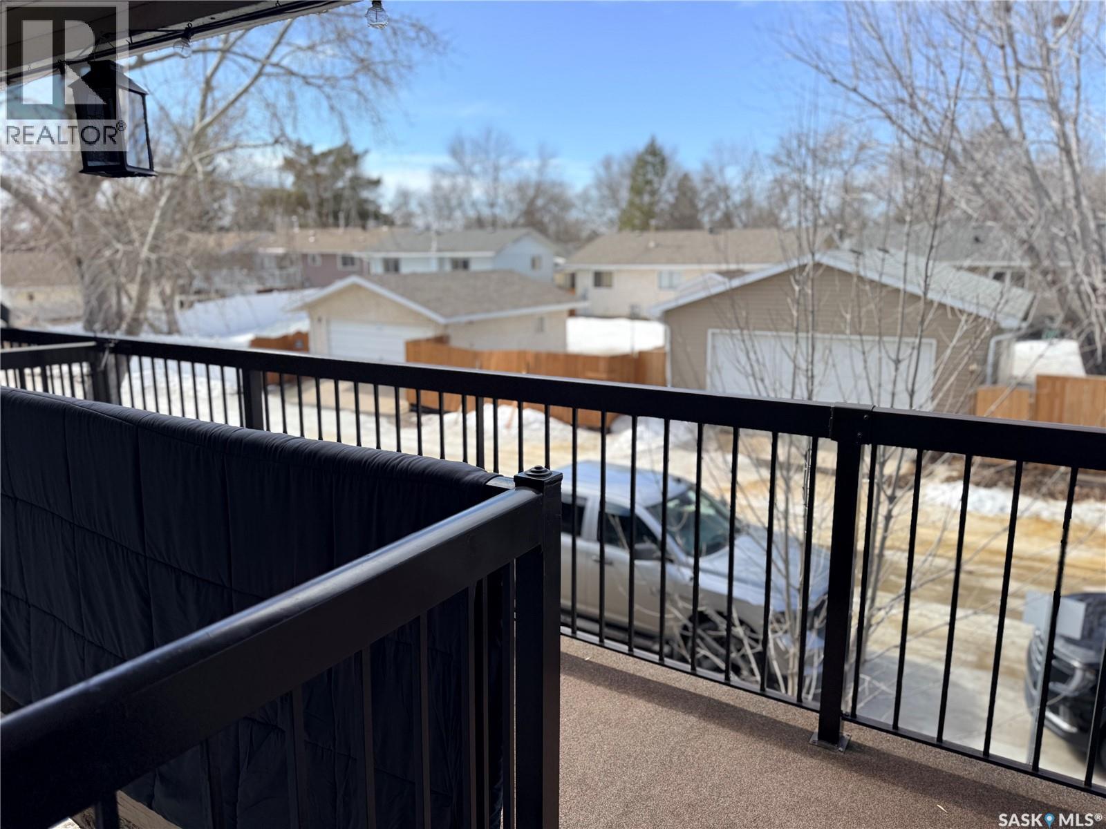 116 Gore Place, Regina, Saskatchewan  S4T 7S4 - Photo 2 - SK030994