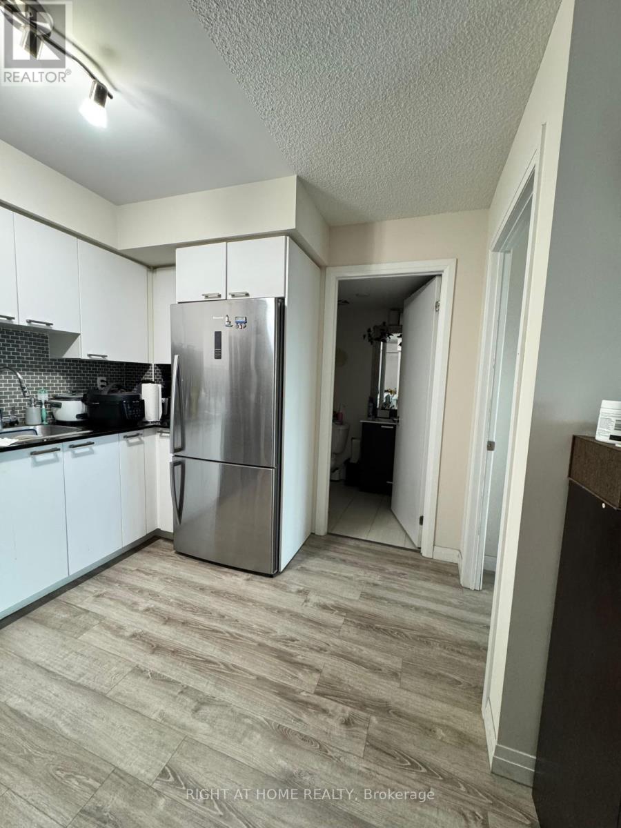 1702 - 2150 Lawrence Avenue E, Toronto, Ontario  M1R 3A7 - Photo 6 - E12905948