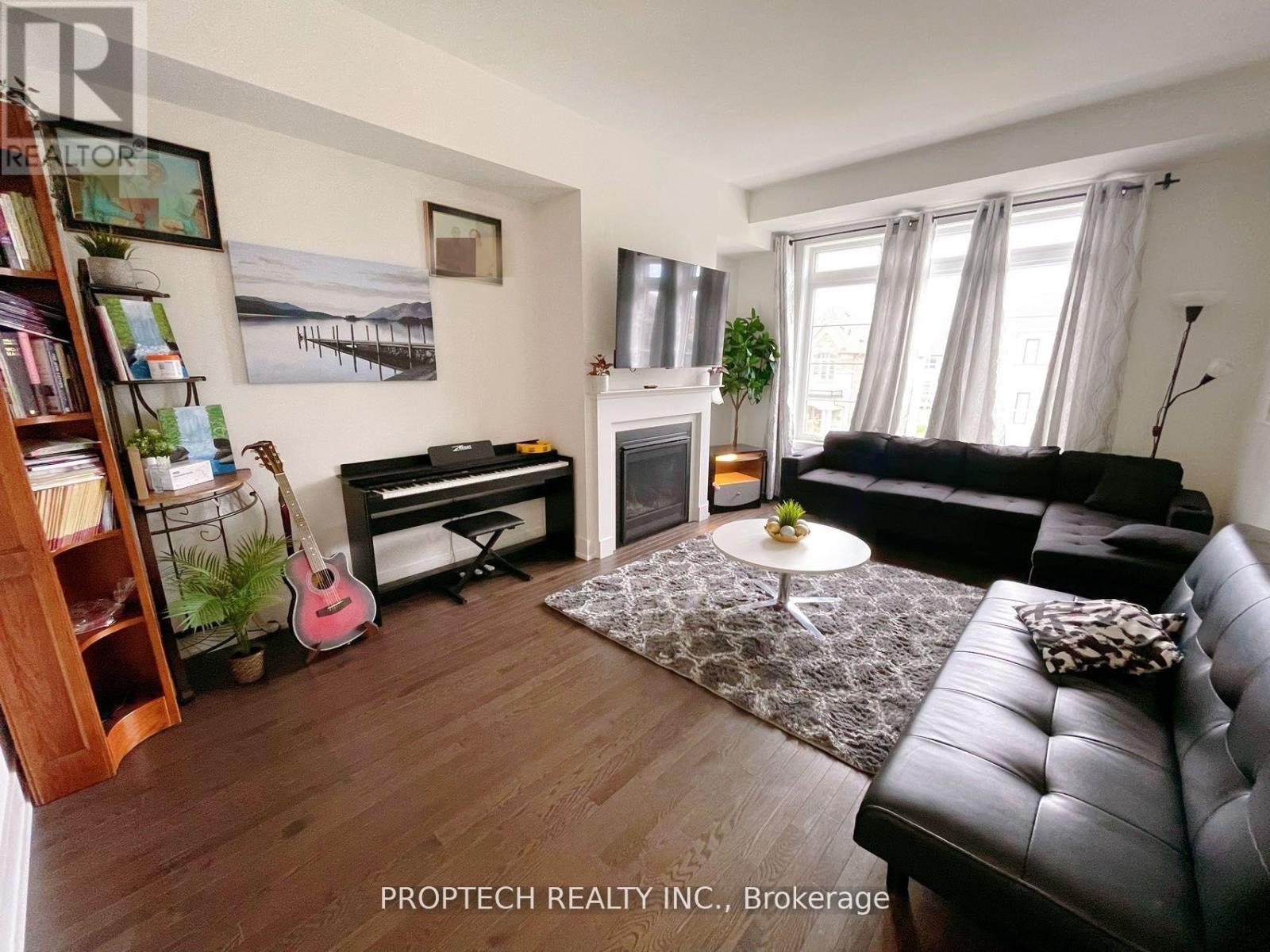 25 Gillivary Drive, Whitby, Ontario  L1P 0C9 - Photo 4 - E12905950