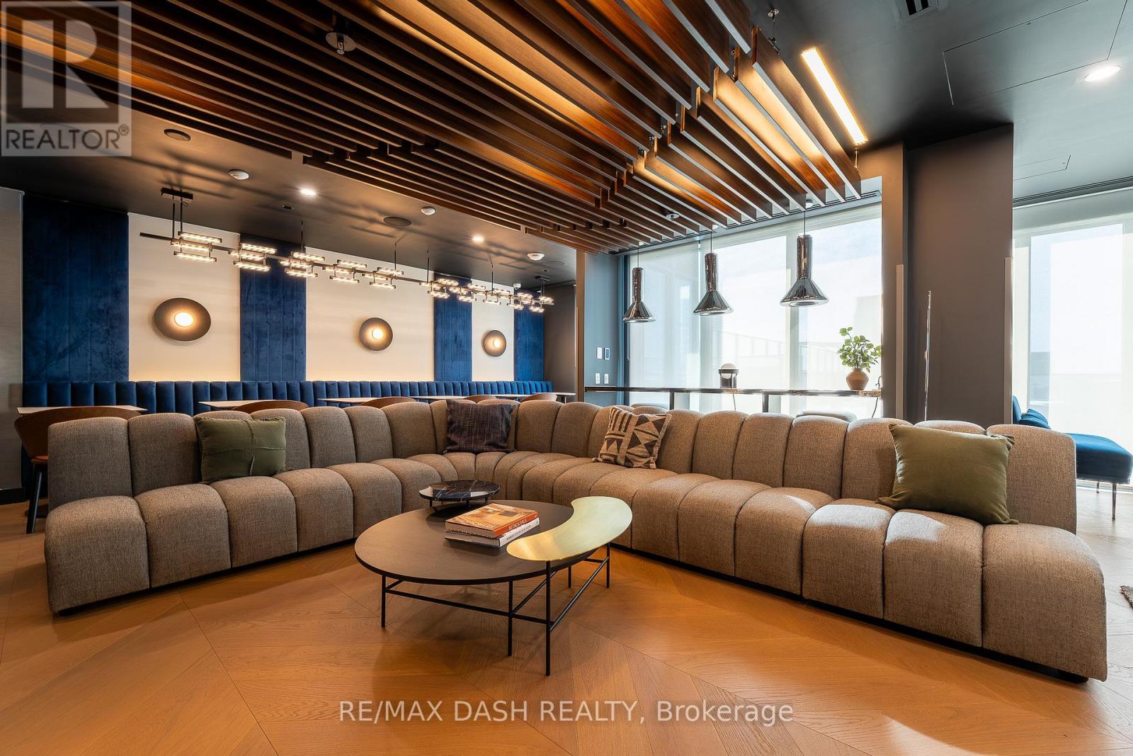 1011 - 1037 The Queensway Avenue, Toronto, Ontario  M8Z 0H5 - Photo 23 - W12902452