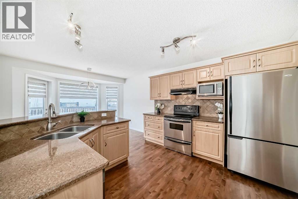 273 Everridge Way Sw, Calgary, Alberta  T2Y 4X4 - Photo 7 - A2294179