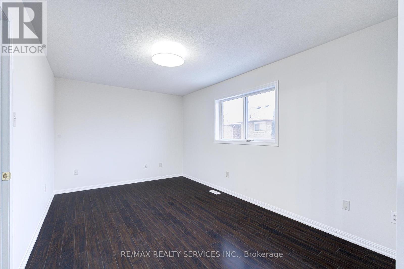 6 Beachsurf Road, Brampton, Ontario  L6R 2M1 - Photo 16 - W12905944