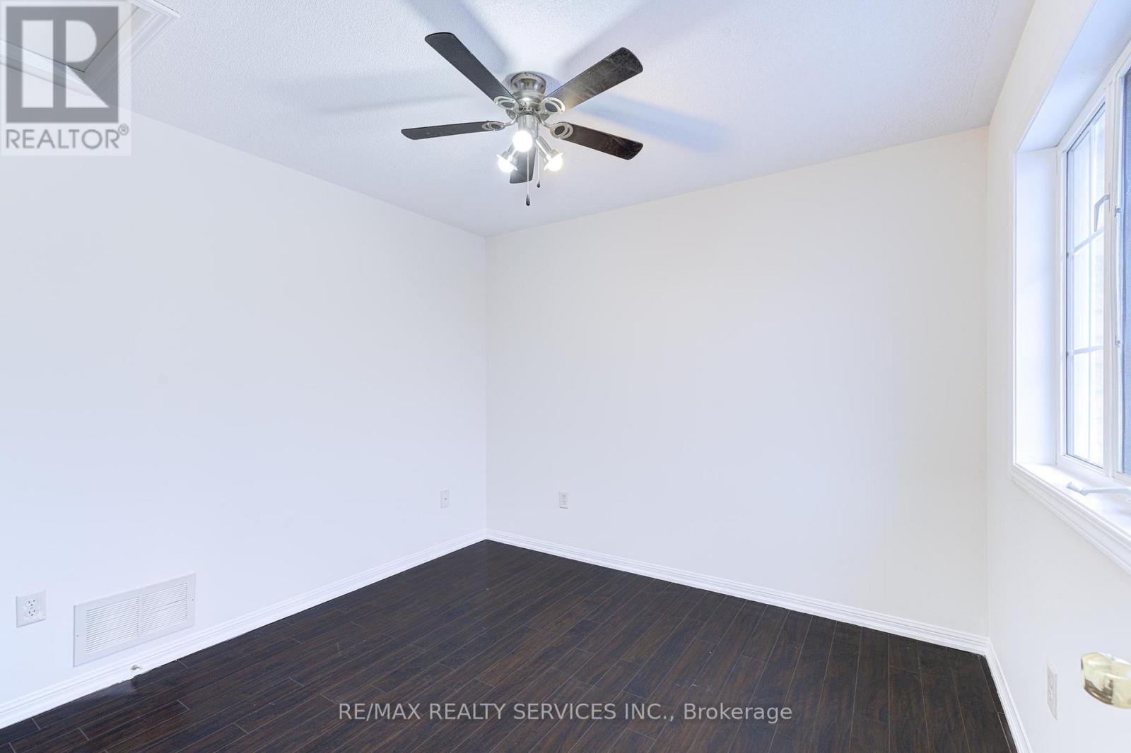 6 Beachsurf Road, Brampton, Ontario  L6R 2M1 - Photo 20 - W12905944