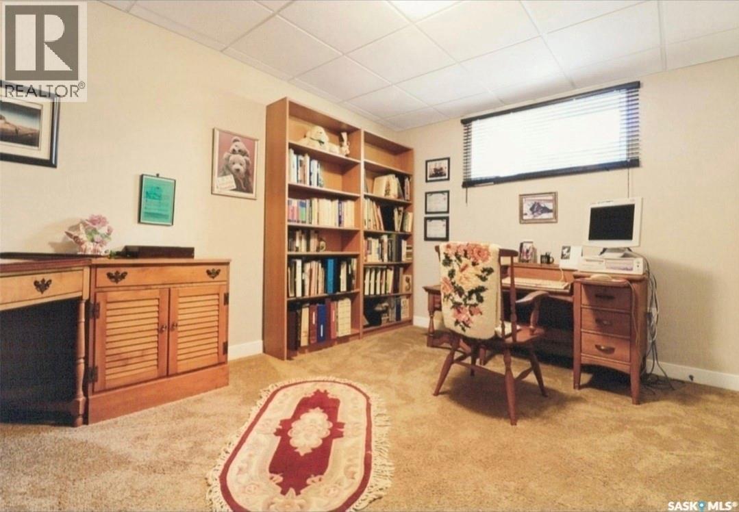 30 West Park Drive, Battleford, Saskatchewan  S0M 0E0 - Photo 34 - SK030924