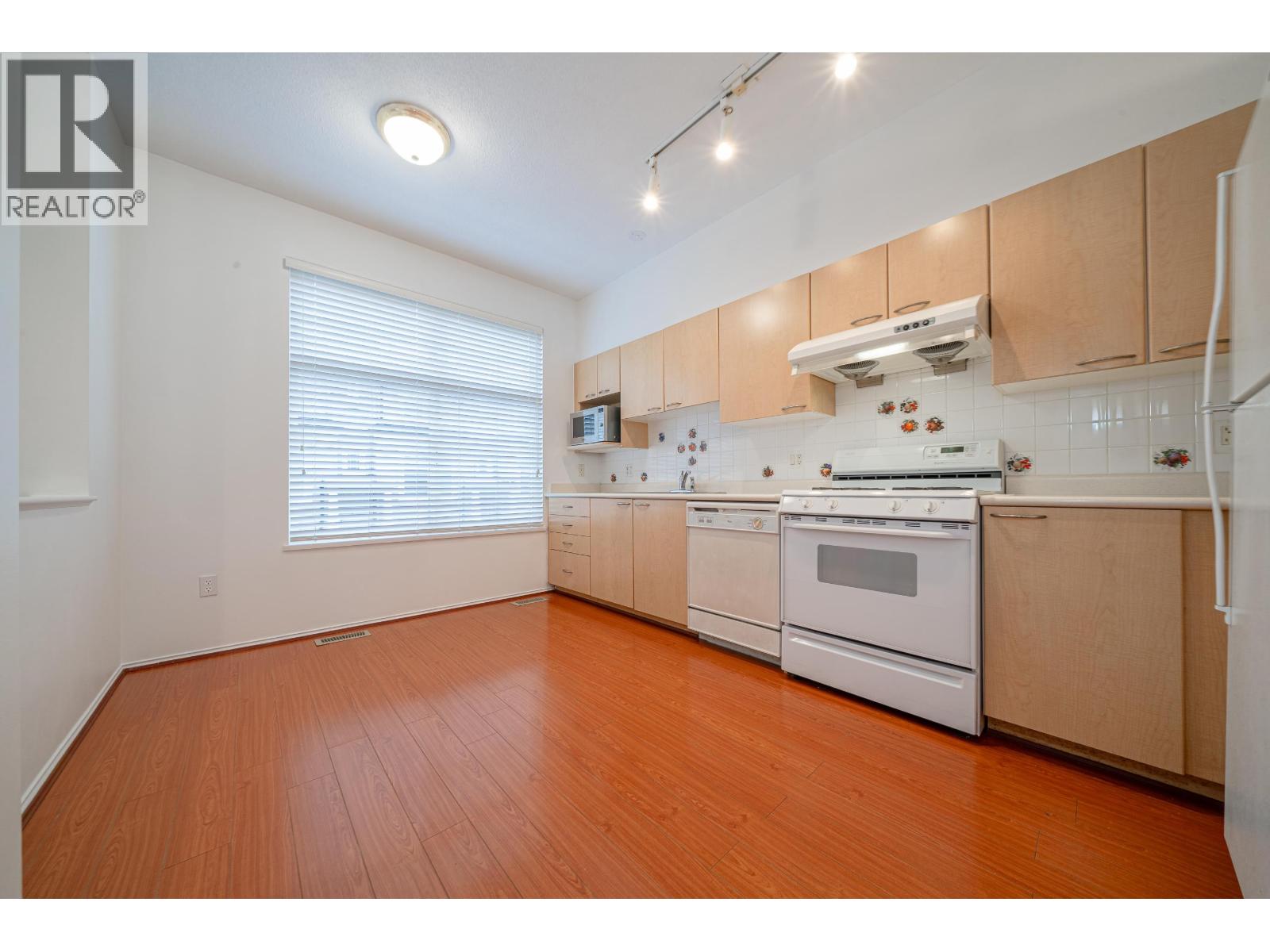 83 3711 Robson Court, Richmond, British Columbia  V7C 5T8 - Photo 5 - R3101539