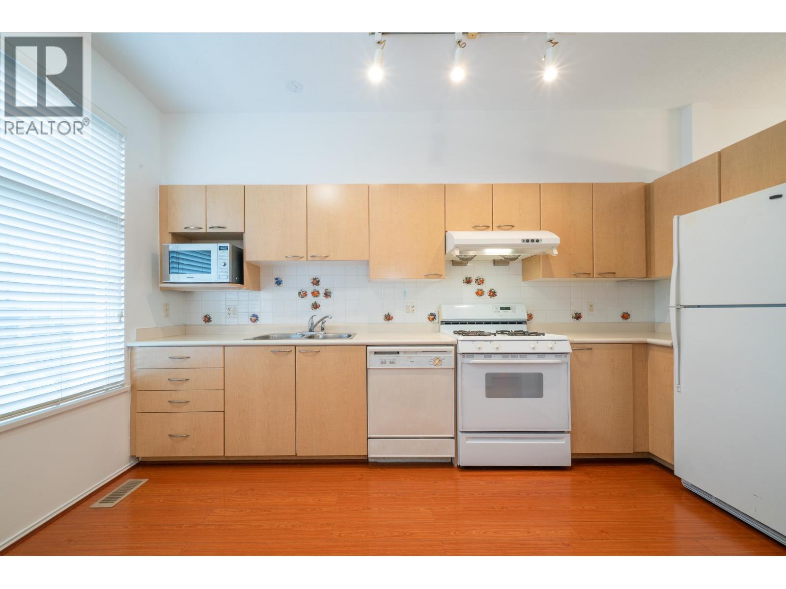 83 3711 Robson Court, Richmond, British Columbia  V7C 5T8 - Photo 6 - R3101539