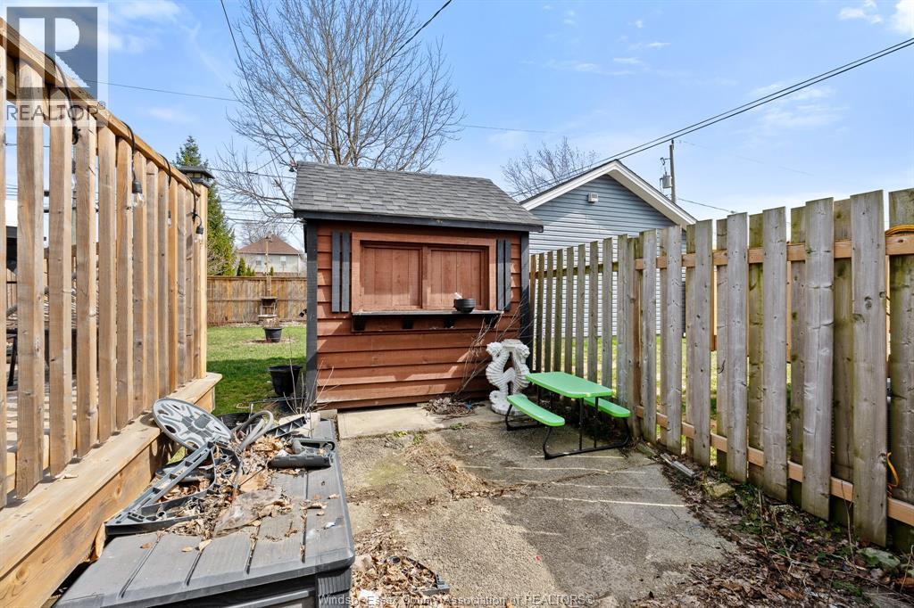 1522 Westcott, Windsor, Ontario  N8Y 4C6 - Photo 4 - 26005872