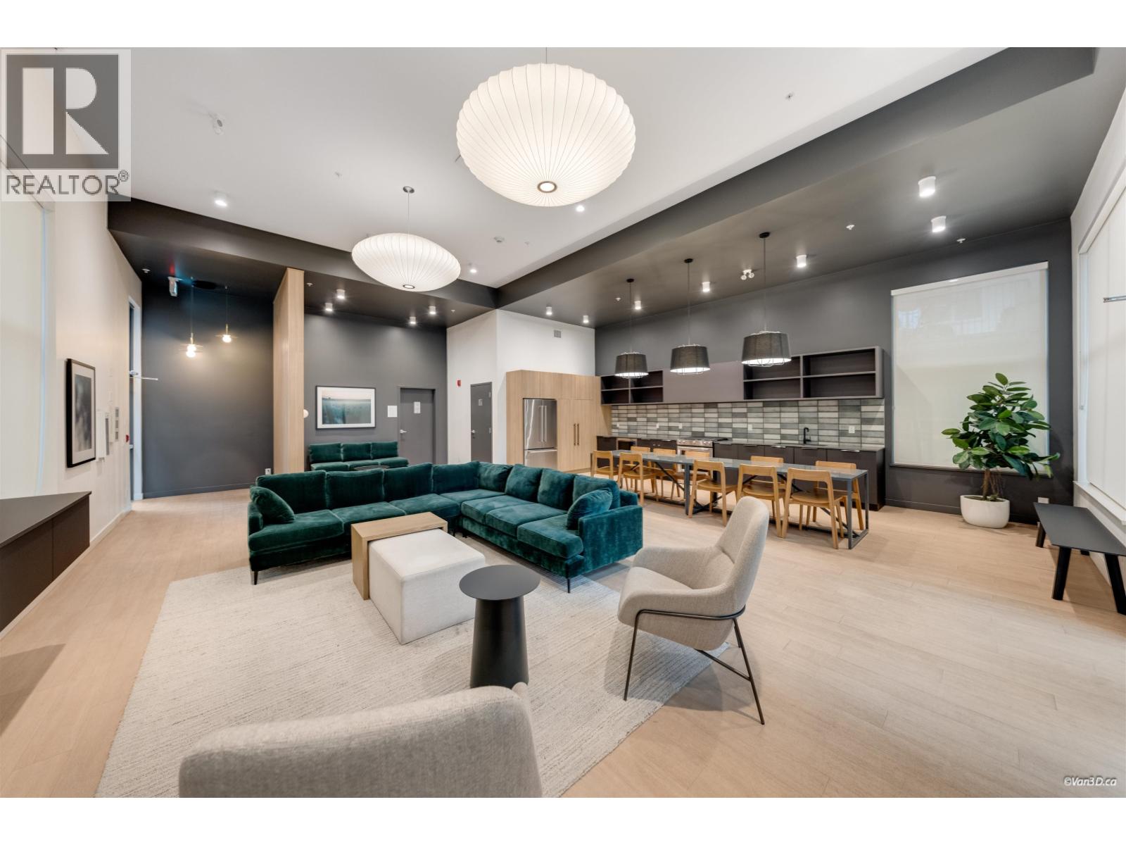 602 645 Como Lake Avenue, Coquitlam, British Columbia  V3J 0N9 - Photo 30 - R3101558