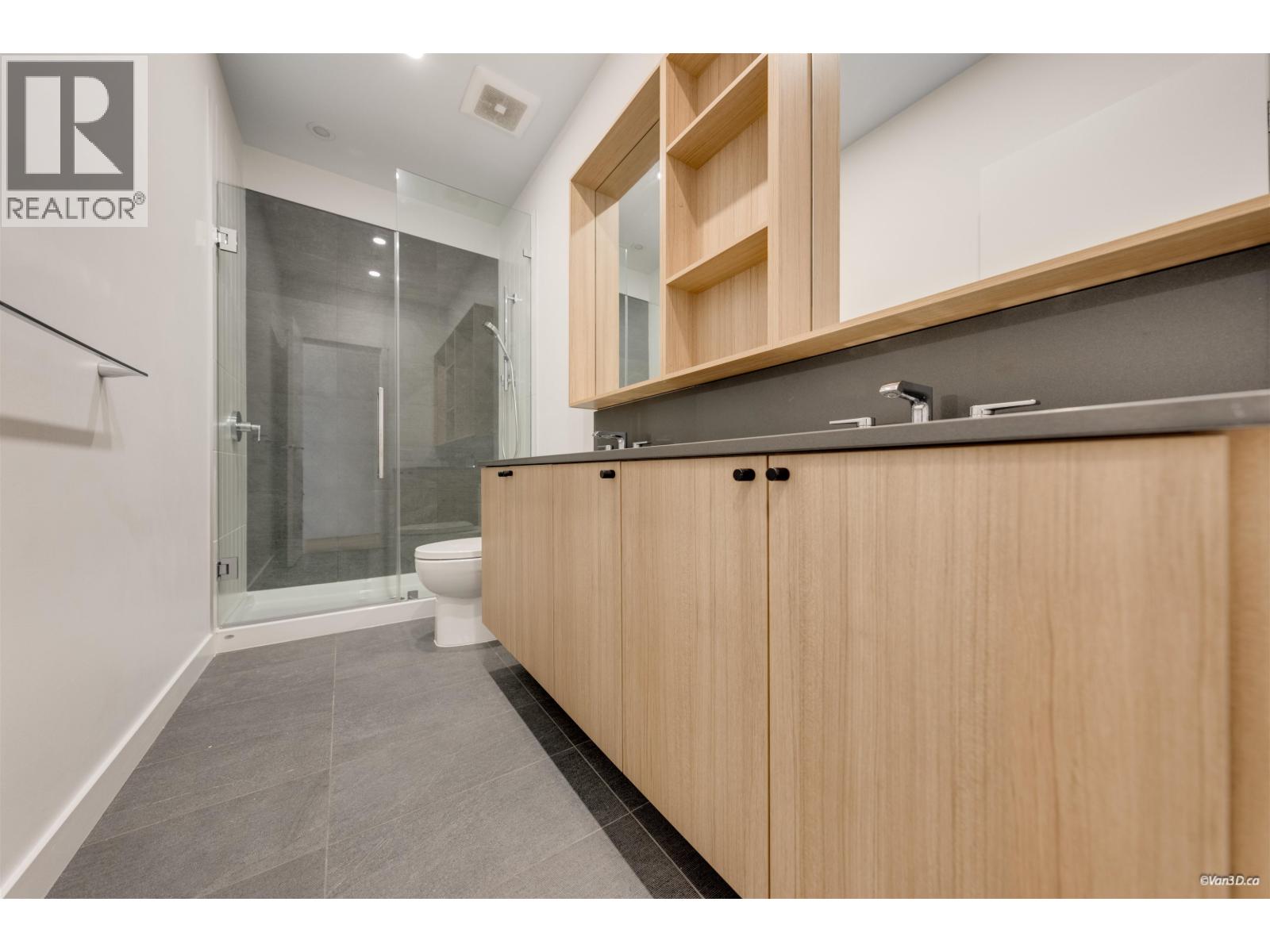 602 645 Como Lake Avenue, Coquitlam, British Columbia  V3J 0N9 - Photo 23 - R3101558