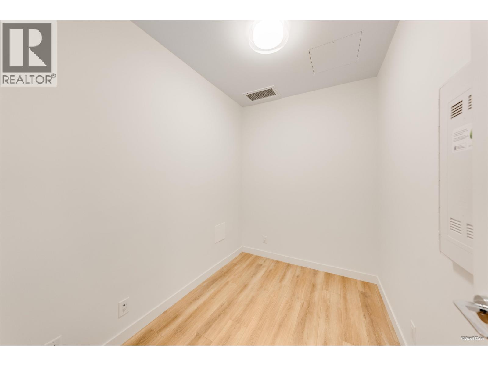 602 645 Como Lake Avenue, Coquitlam, British Columbia  V3J 0N9 - Photo 12 - R3101558