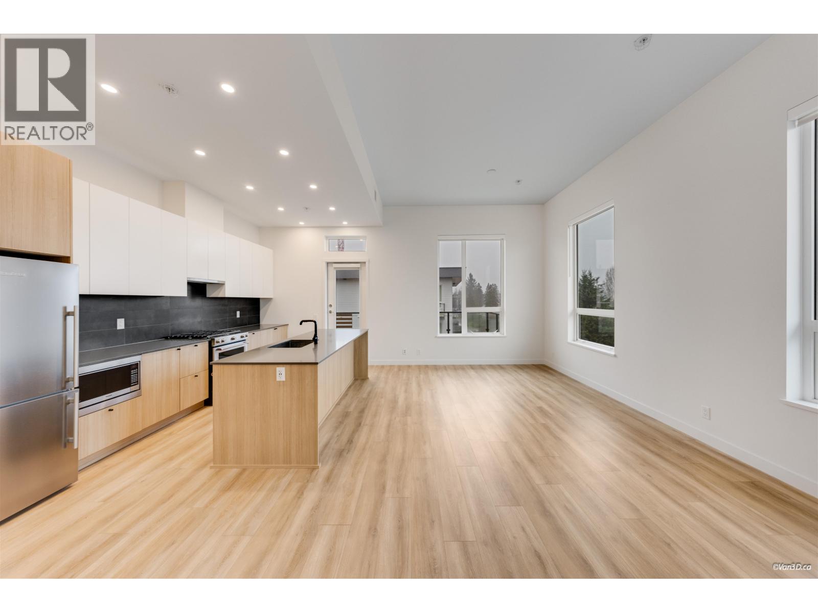 602 645 Como Lake Avenue, Coquitlam, British Columbia  V3J 0N9 - Photo 11 - R3101558