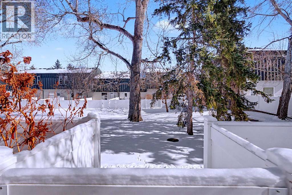 414 Brae Glen Crescent Sw, Calgary, Alberta  T2W 1B6 - Photo 33 - A2294676