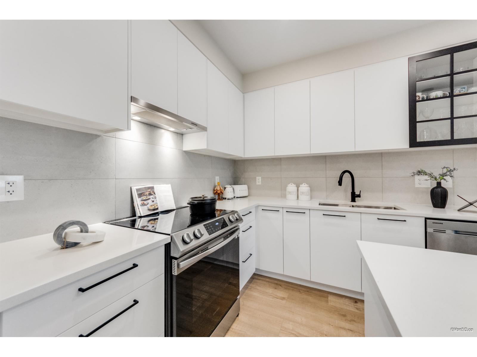 611 8117 200a Street, Langley, British Columbia  V2Y 3W9 - Photo 6 - R3099885