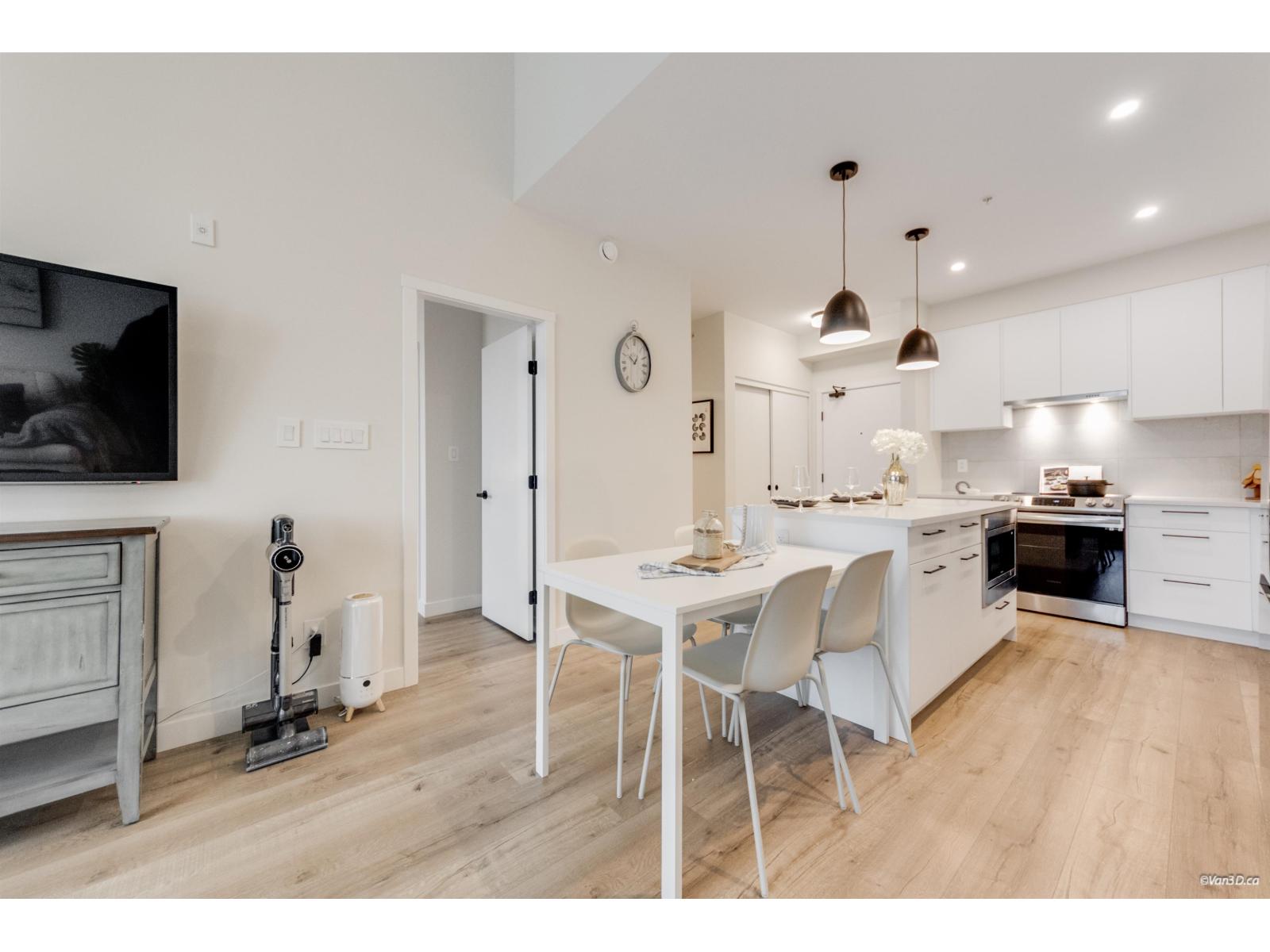 611 8117 200a Street, Langley, British Columbia  V2Y 3W9 - Photo 4 - R3099885