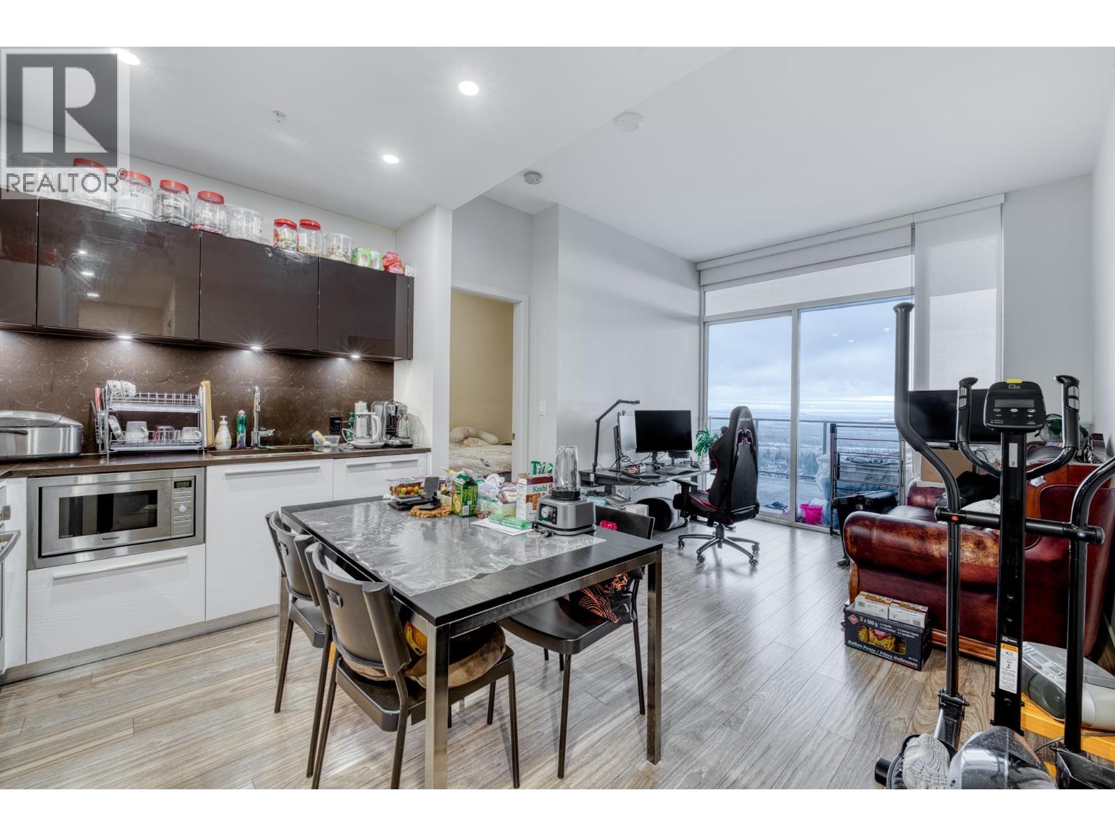 3104 6383 Mckay Avenue, Burnaby, British Columbia  V5H 0H8 - Photo 4 - R3098070