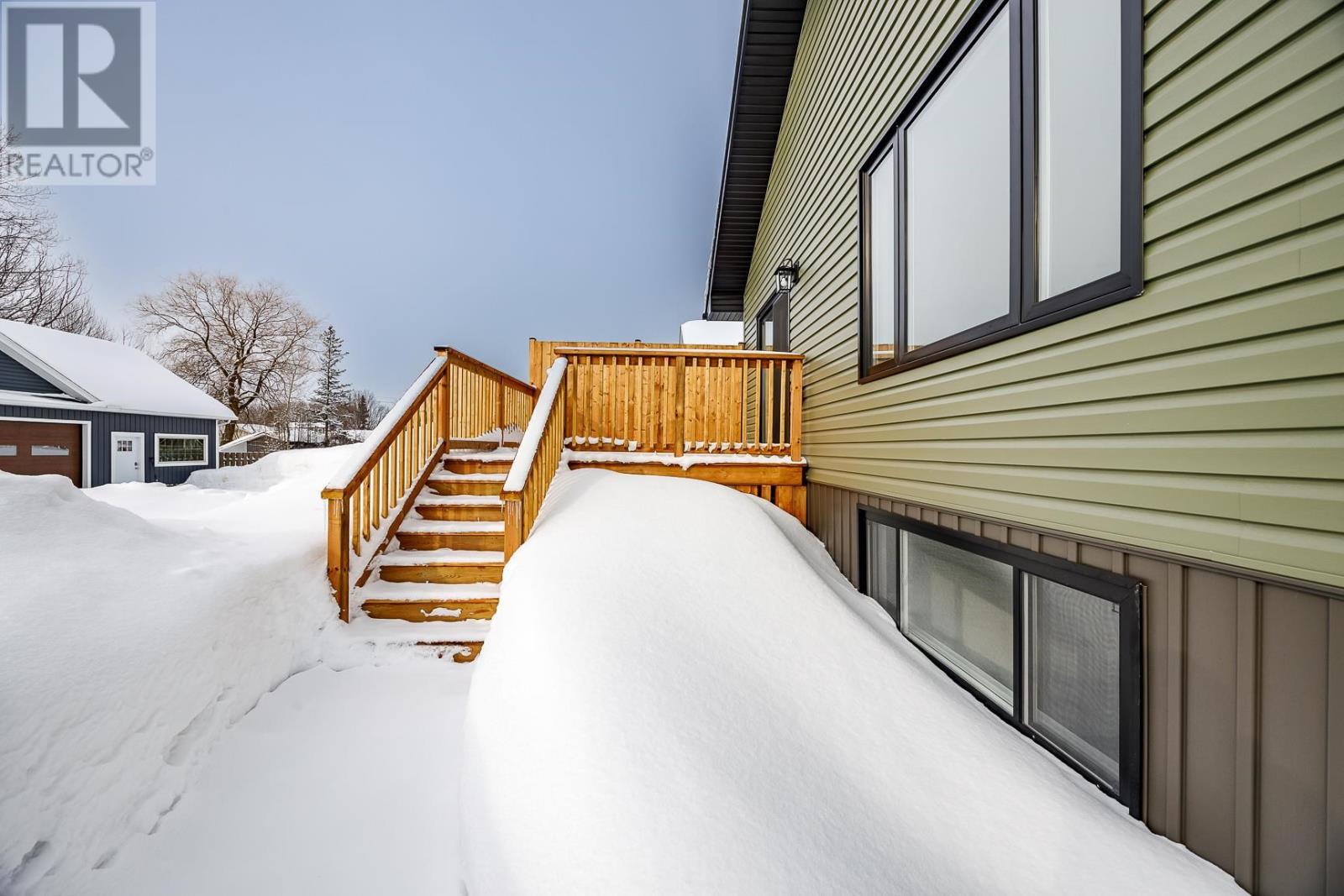 255 East Balfour St, Sault Ste. Marie, Ontario  P6C 1W9 - Photo 42 - SM253420