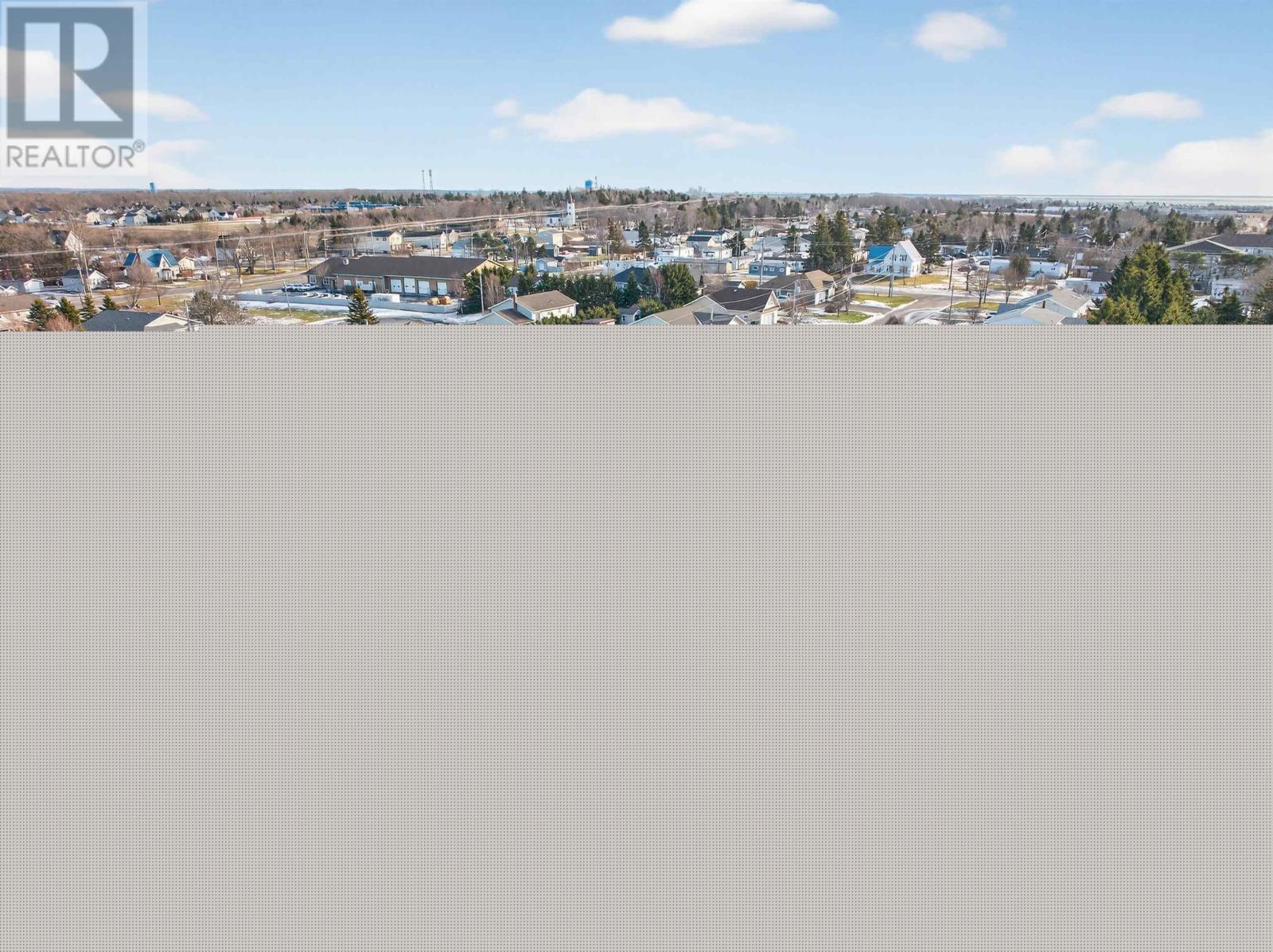 16 Arthur Holland Drive, Summerside, Prince Edward Island  C1N 5Z2 - Photo 5 - 202600795