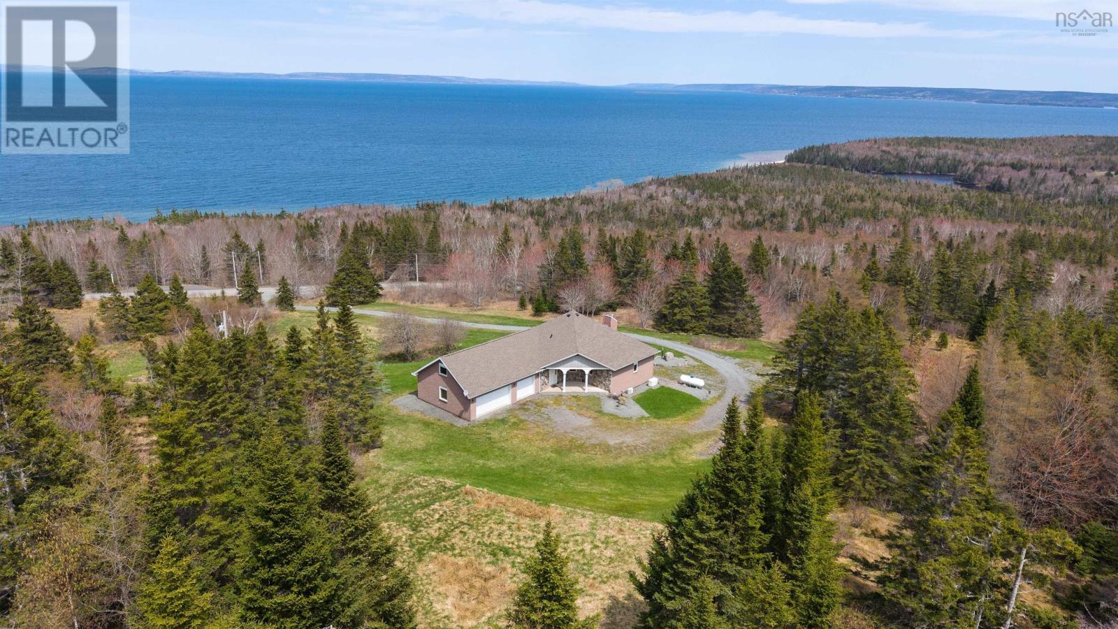 6260 West Bay Road, Roberta, Nova Scotia  B0E 3K0 - Photo 12 - 202508227