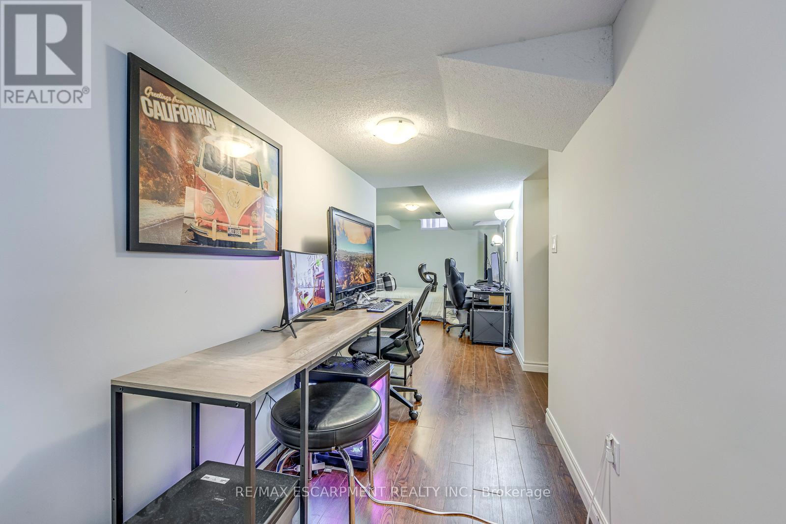 2468 Newcastle Crescent, Oakville, Ontario  L6M 4P3 - Photo 23 - W12905794