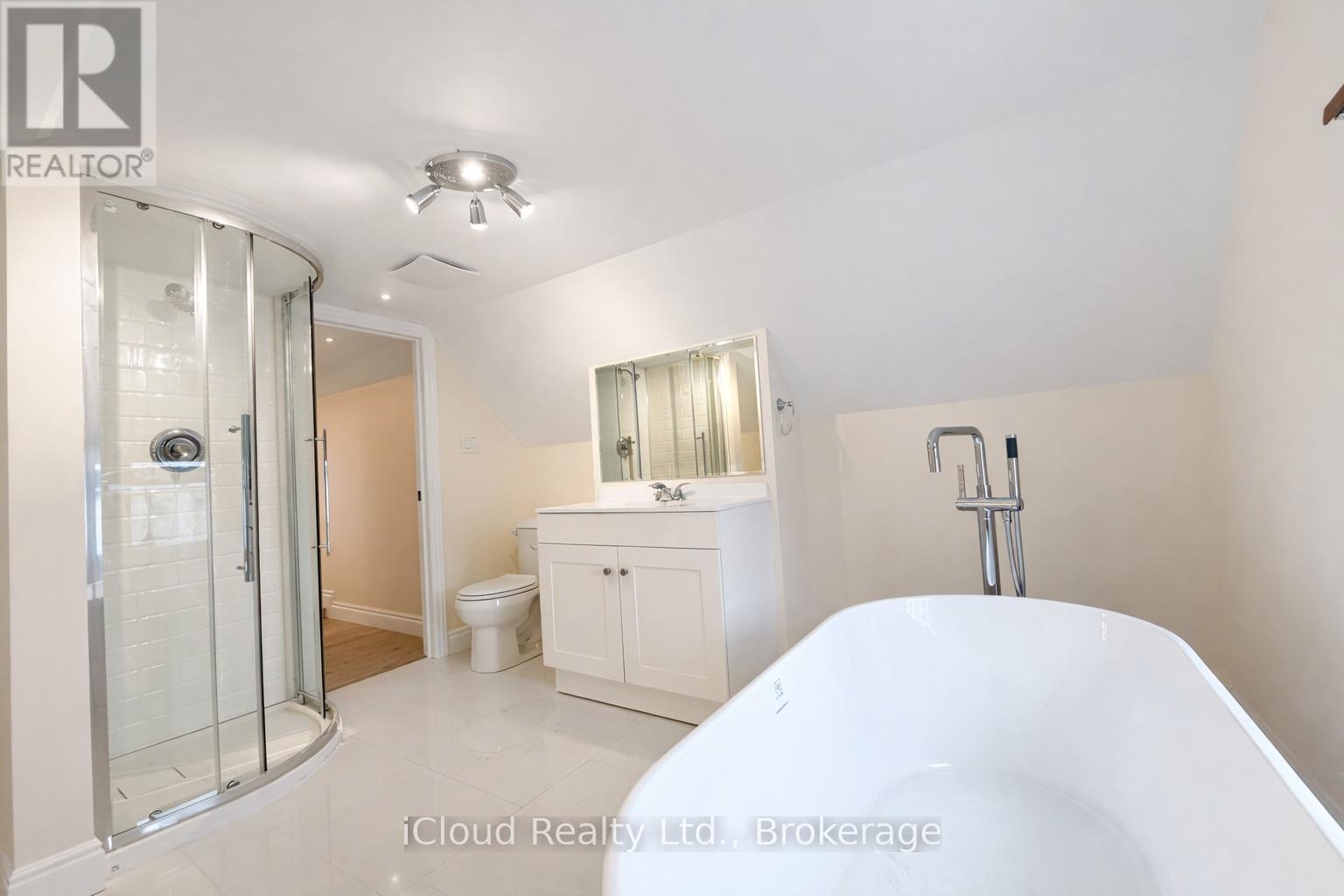 405 Upper Wentworth Street, Hamilton, Ontario  L9A 4T4 - Photo 18 - X12898258