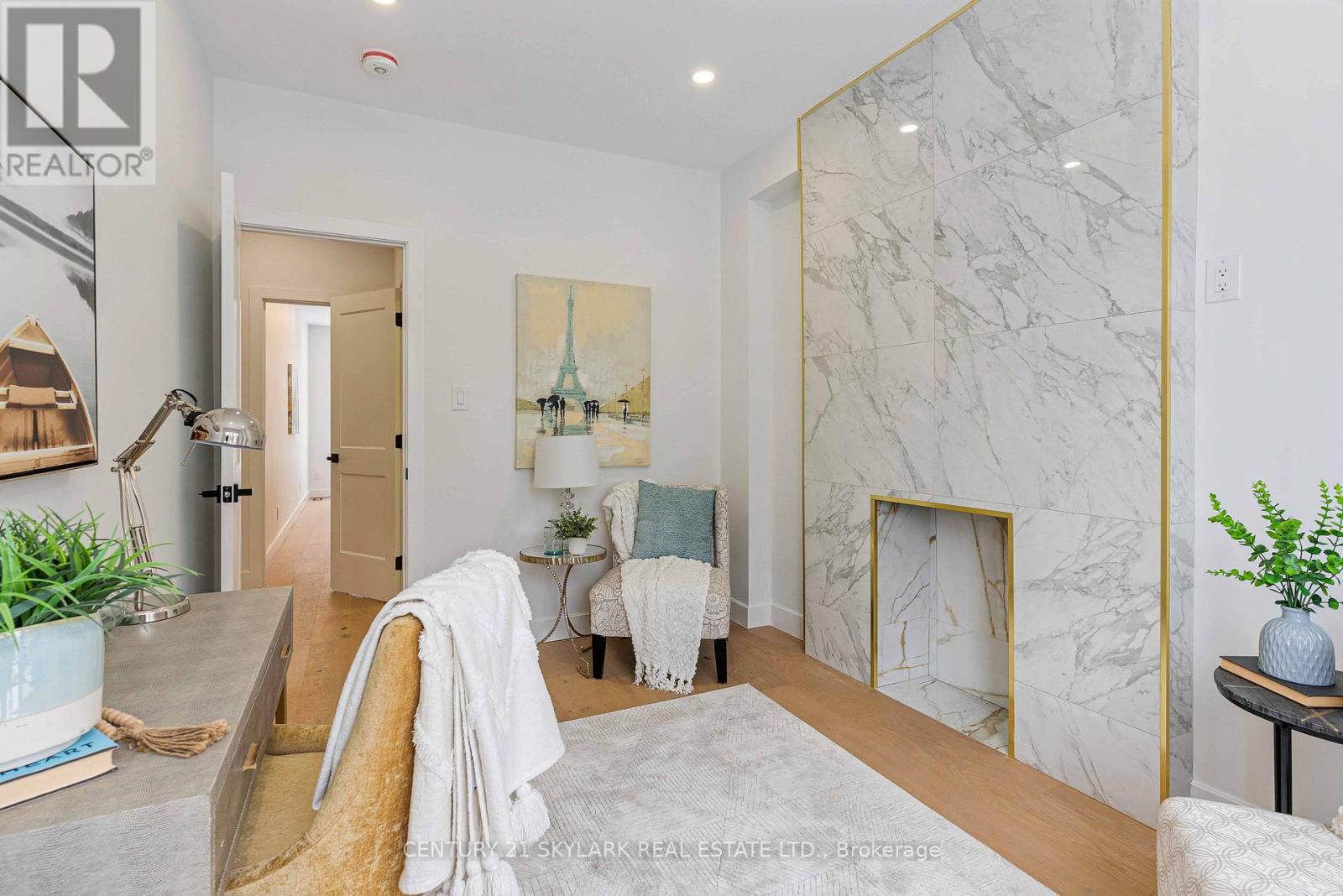 208 Gainsborough Road, Toronto, Ontario  M4L 3C6 - Photo 19 - E12816994