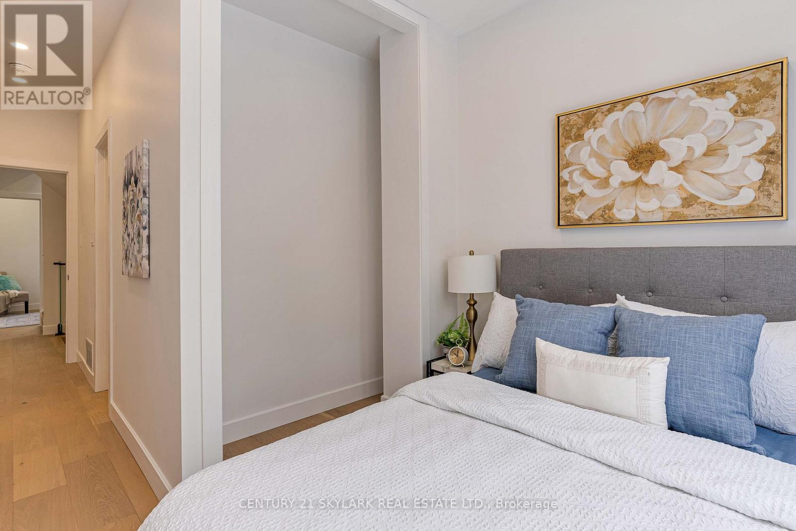 208 Gainsborough Road, Toronto, Ontario  M4L 3C6 - Photo 23 - E12816994