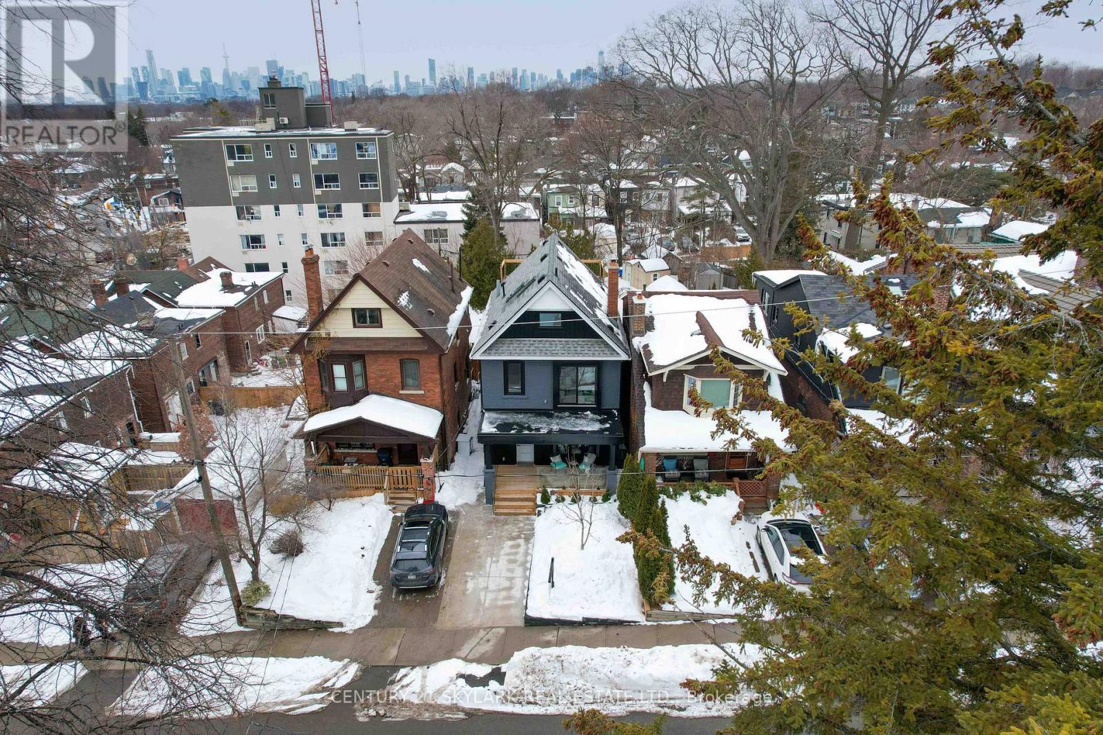 208 Gainsborough Road, Toronto, Ontario  M4L 3C6 - Photo 49 - E12816994