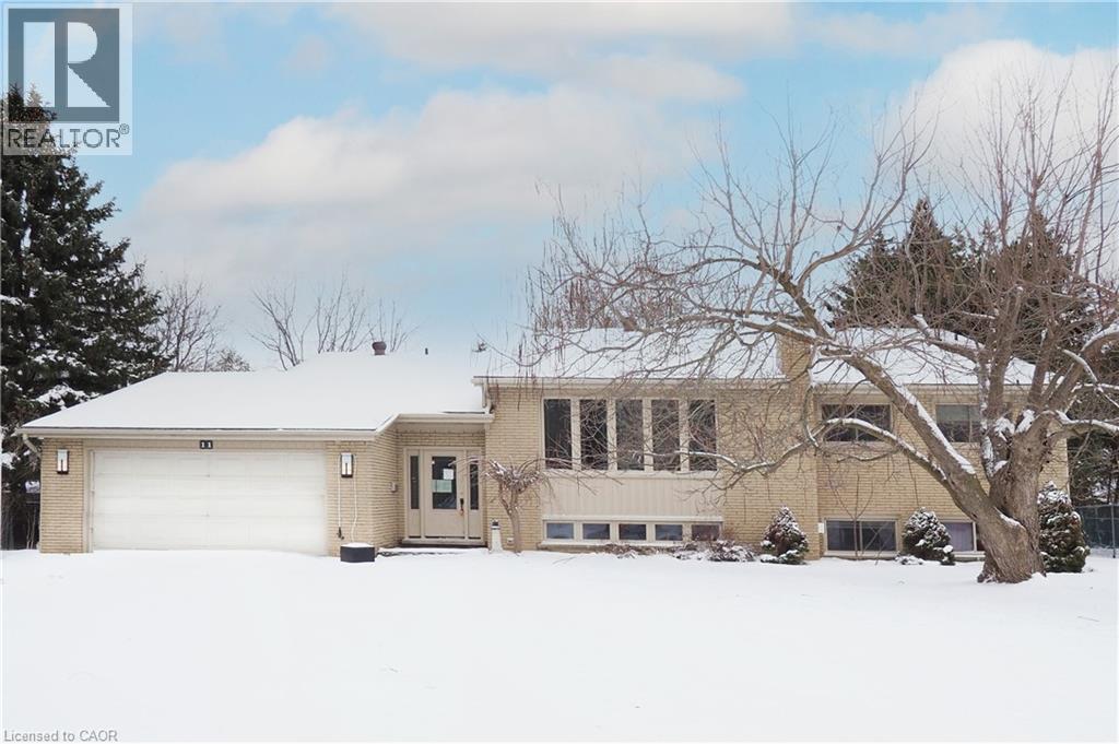 11 Norbert Place, Kitchener, Ontario  N2K 1E5 - Photo 1 - 40811979