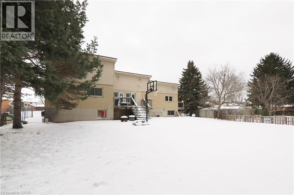 11 Norbert Place, Kitchener, Ontario  N2K 1E5 - Photo 40 - 40811979