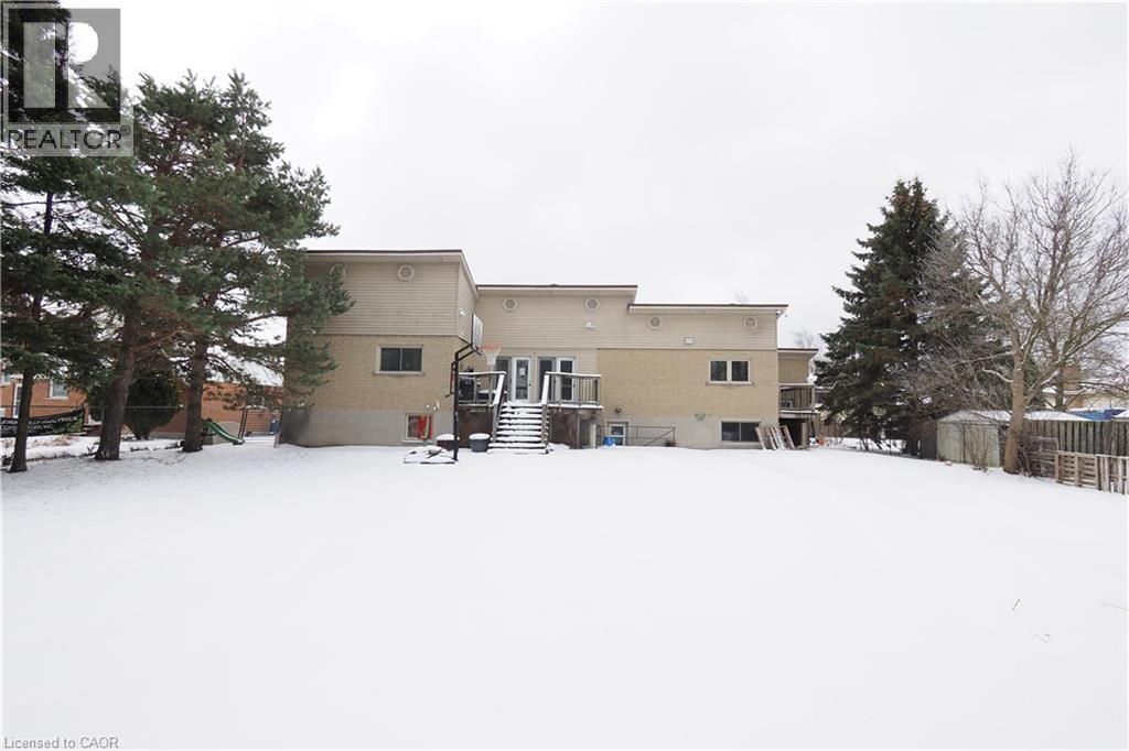 11 Norbert Place, Kitchener, Ontario  N2K 1E5 - Photo 41 - 40811979