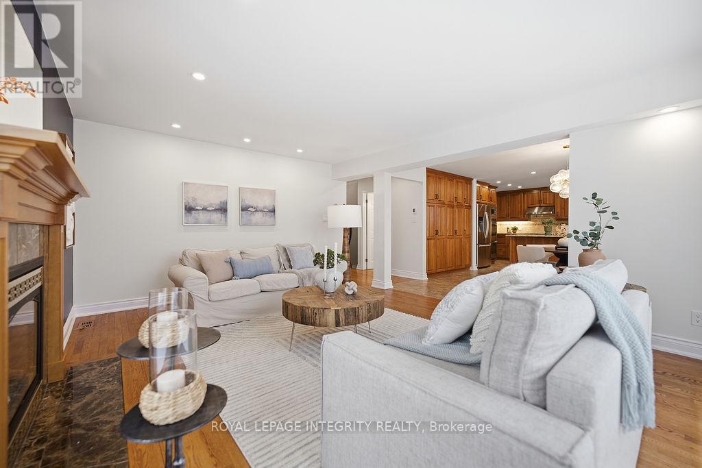 50 Rosenfeld Crescent, Ottawa, Ontario K2K 2L2 - Photo 19 - X12905988