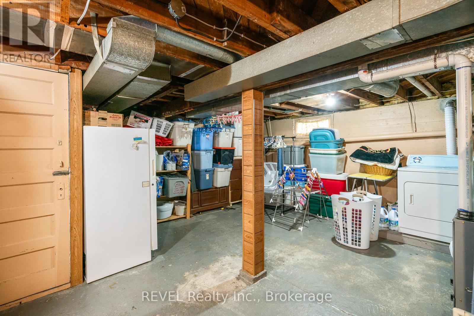 18 Valley Road, St. Catharines, Ontario  L2S 1Y6 - Photo 10 - X12906004