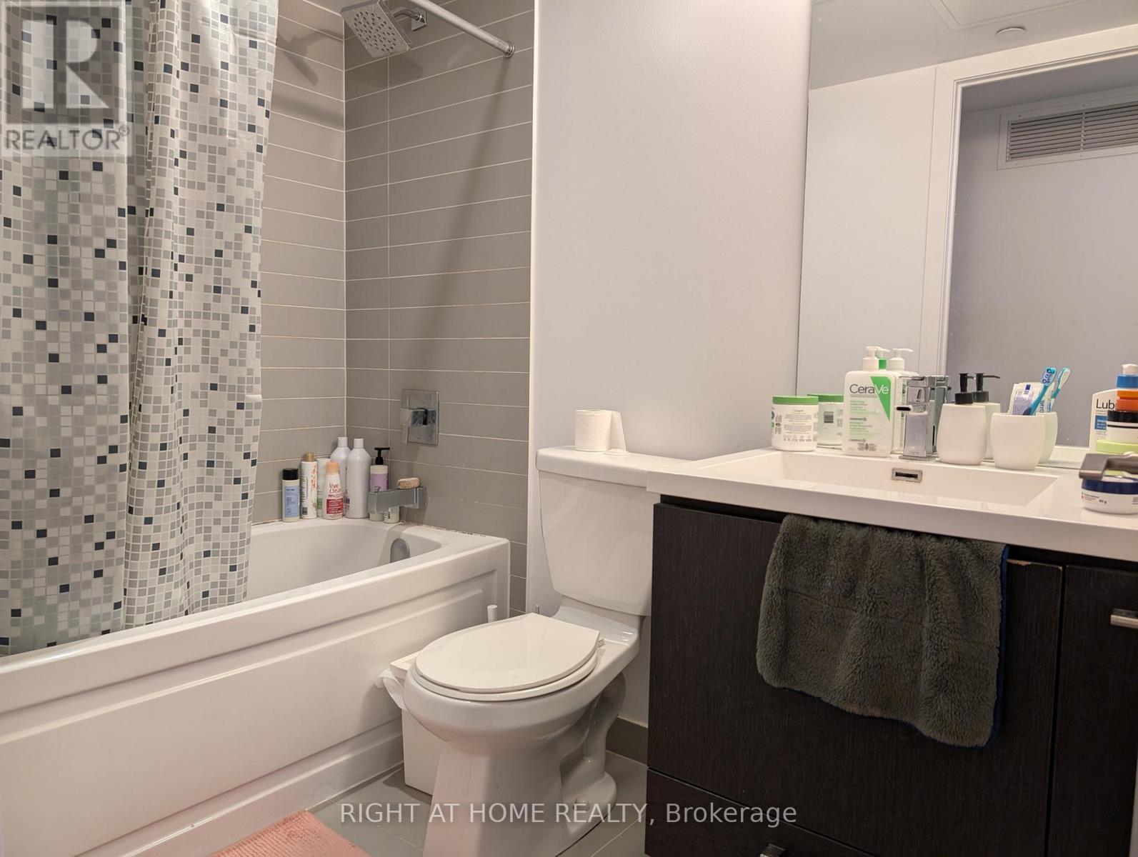 915 - 87 Peter Street, Toronto, Ontario  M5V 0P1 - Photo 6 - C12905980