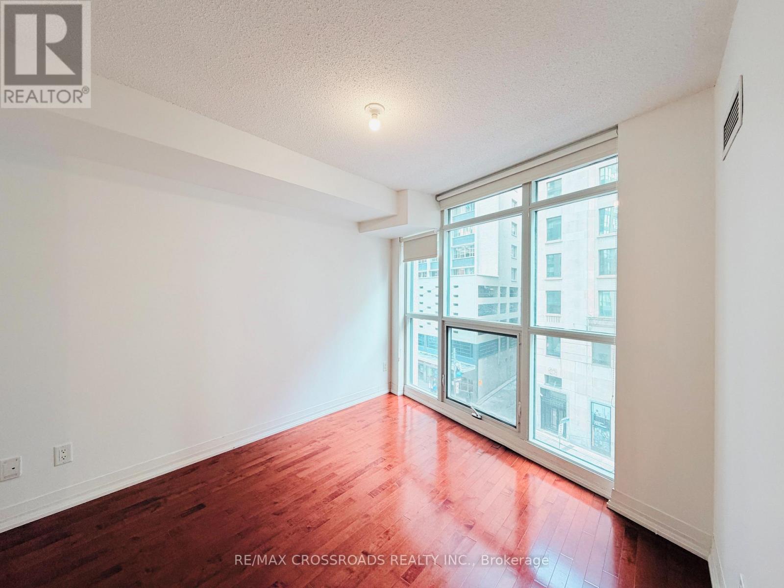 503 - 21 Carlton Street, Toronto, Ontario  M5B 1L3 - Photo 6 - C12905982