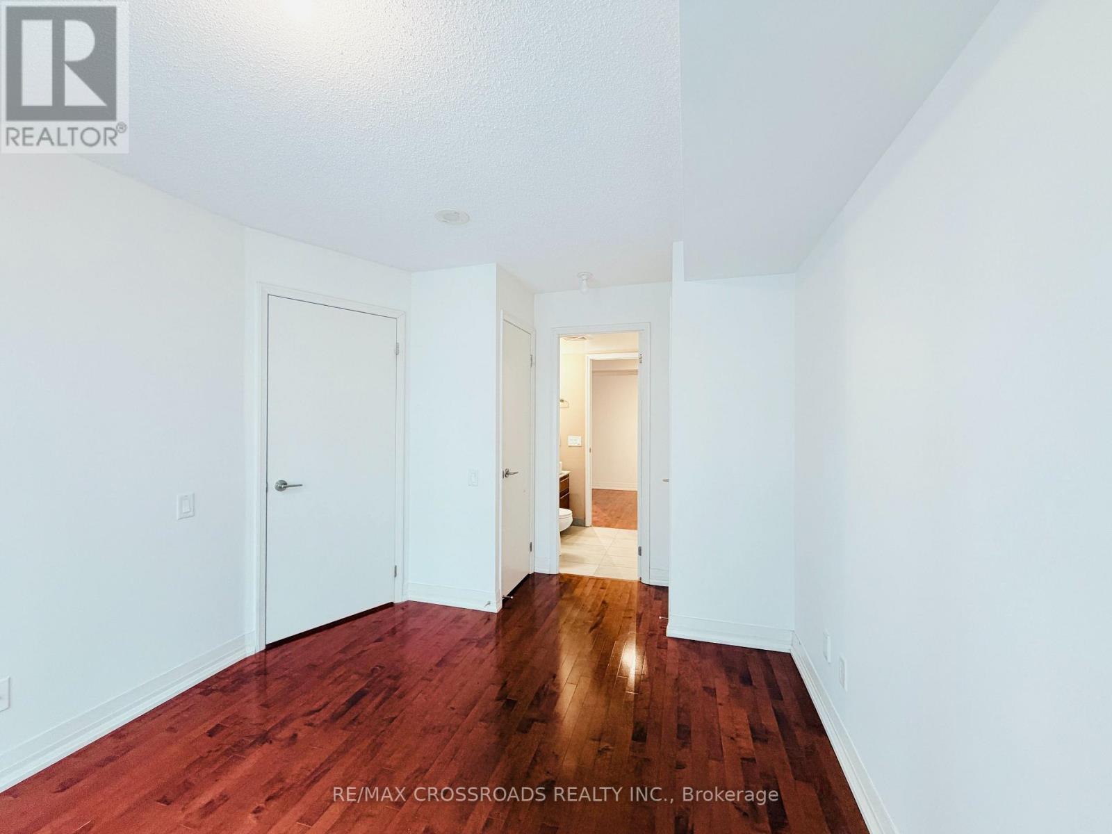 503 - 21 Carlton Street, Toronto, Ontario  M5B 1L3 - Photo 7 - C12905982