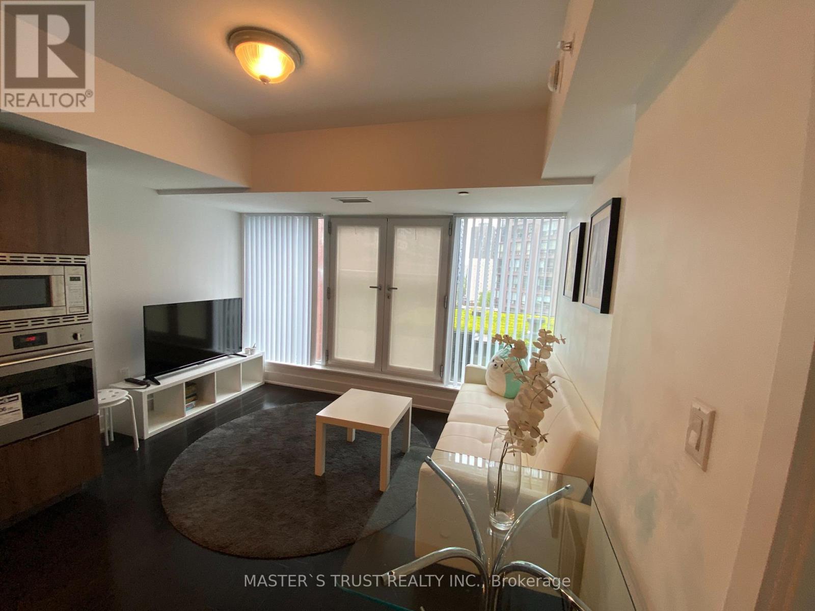 1117 - 955 Bay Street, Toronto, Ontario  M5S 2A2 - Photo 3 - C12905992