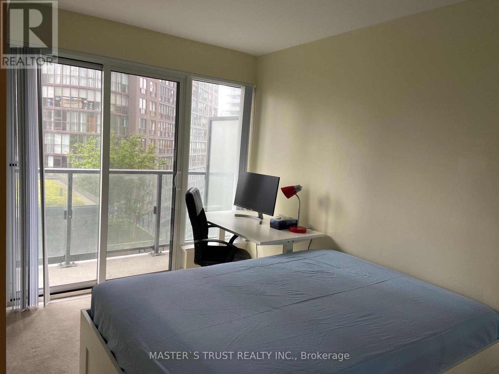 1117 - 955 Bay Street, Toronto, Ontario  M5S 2A2 - Photo 8 - C12905992