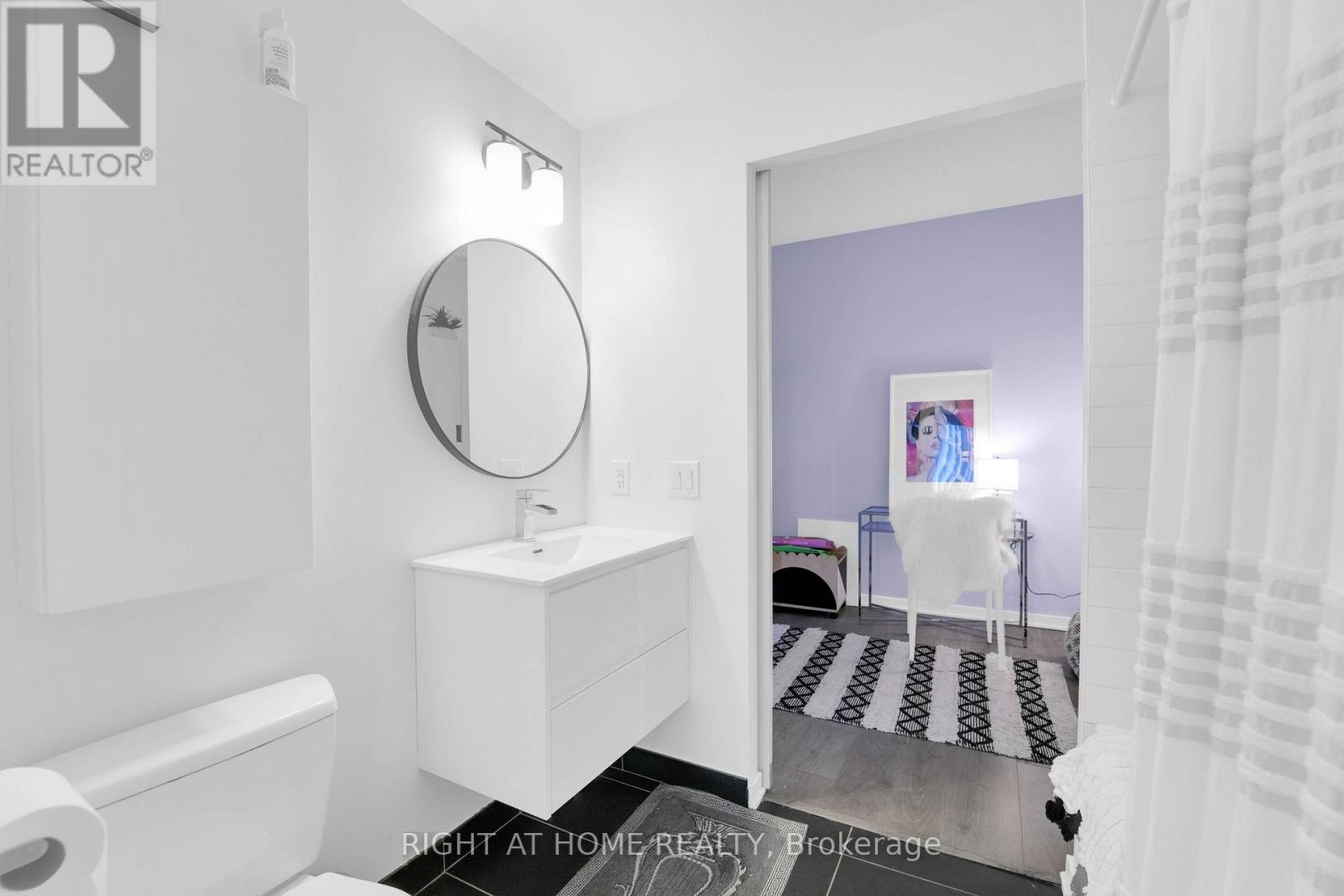 1414 - 105 The Queensway, Toronto, Ontario  M6S 5B5 - Photo 5 - W12905966