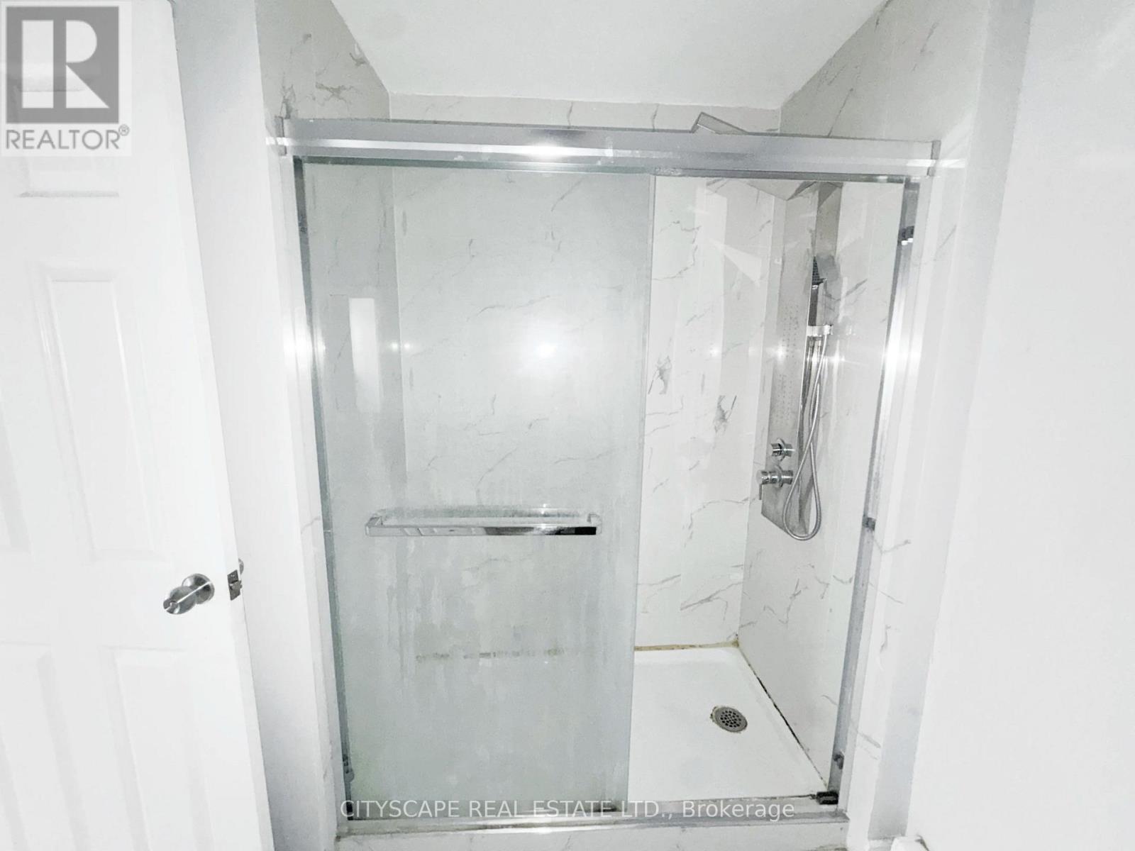 192 - 1055 Dundas Street E, Mississauga, Ontario  L4Y 3X6 - Photo 16 - W12906000