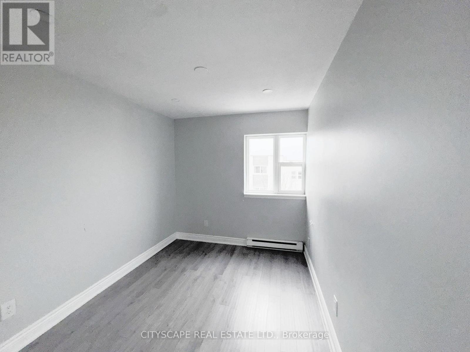 192 - 1055 Dundas Street E, Mississauga, Ontario  L4Y 3X6 - Photo 18 - W12906000