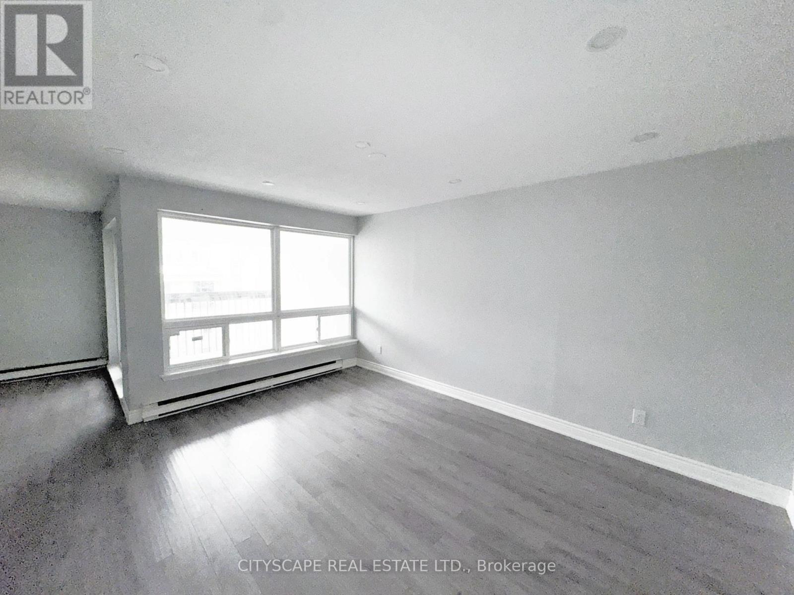 192 - 1055 Dundas Street E, Mississauga, Ontario  L4Y 3X6 - Photo 9 - W12906000