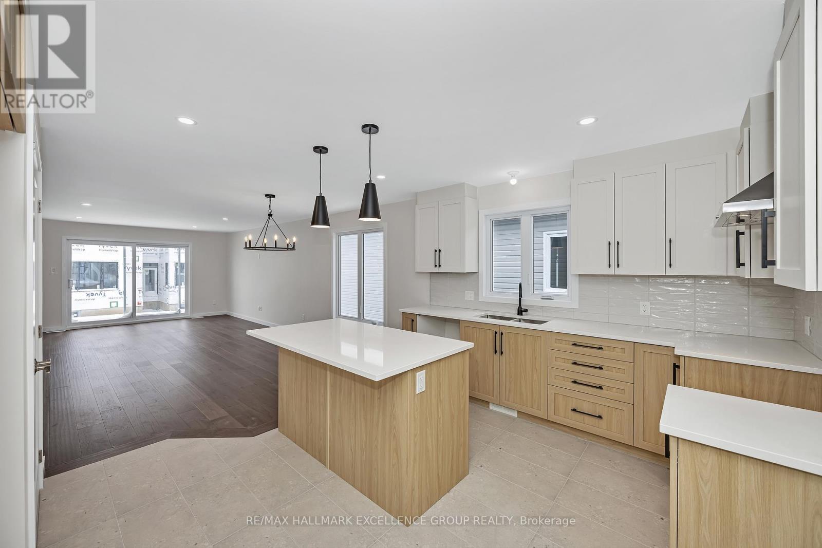 1117 Bronze (Lot 105) Avenue, Clarence-Rockland, Ontario  K4K 0N4 - Photo 12 - X12906026