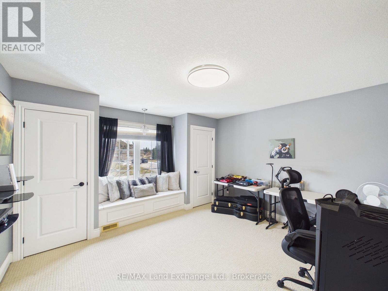 4 Scott Crescent, Huron-Kinloss, Ontario  N2Z 0C6 - Photo 22 - X12906024