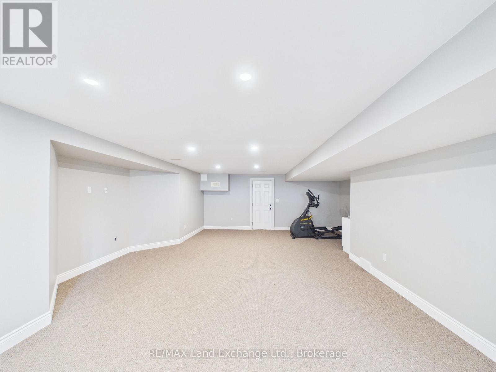 4 Scott Crescent, Huron-Kinloss, Ontario  N2Z 0C6 - Photo 25 - X12906024